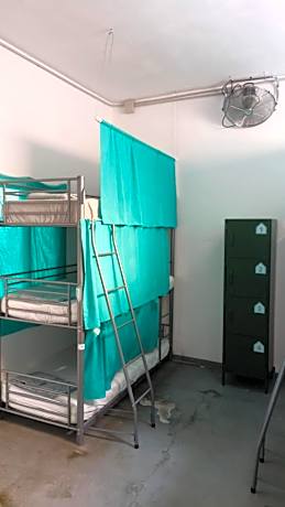 Mixed Dormitory Room