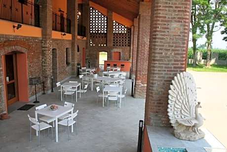Antica Cascina B&B