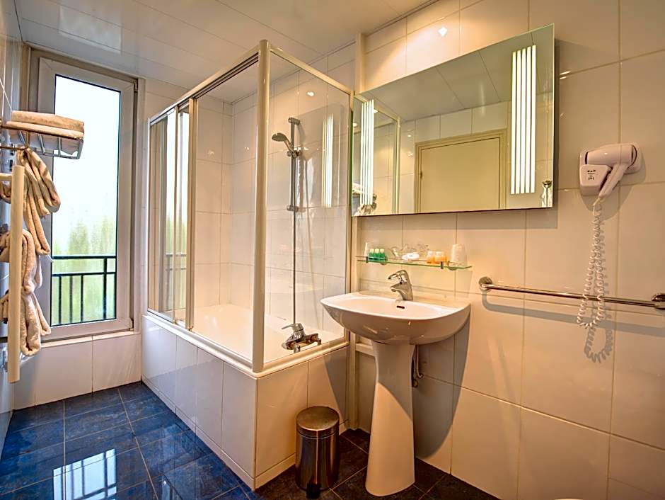 Hotel Du Midi Paris Montparnasse