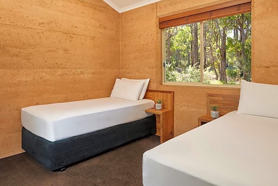 Eight Willows Retreat