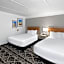 La Quinta Inn & Suites by Wyndham Houston Bush Iah South