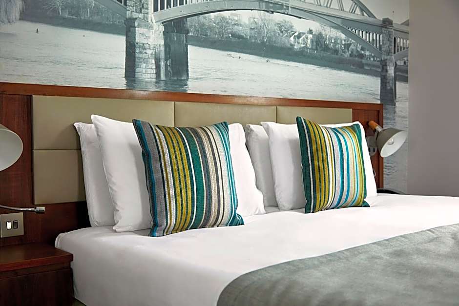 Seraphine Hammersmith Hotel