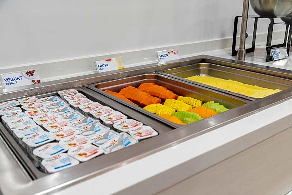 Holiday Inn Express And Suites Ensenada Centro By IHG