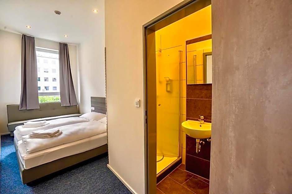 Hotel City Meetpoint