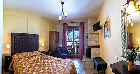 Deluxe Double Room with Spa Bath