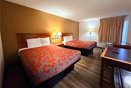 2 Queen Beds Non-Smoking