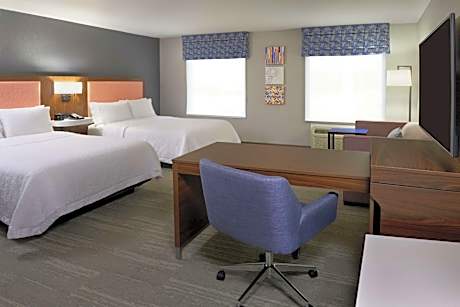 Queen Studio with Two Queen Beds - Non-Smoking