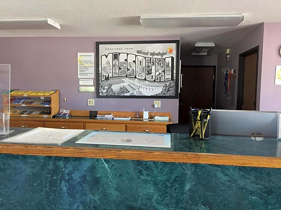 Super 8 by Wyndham Sweet Springs