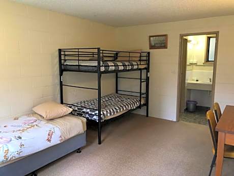 Triple Room with Private Bathroom