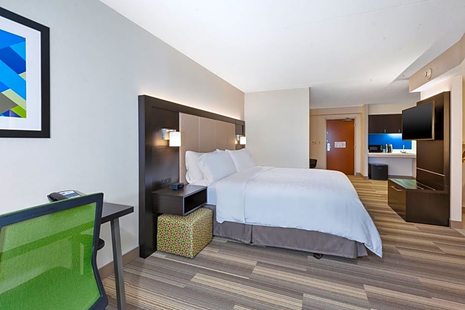 Holiday Inn Express and Suites Blacksburg- University Area By IHG