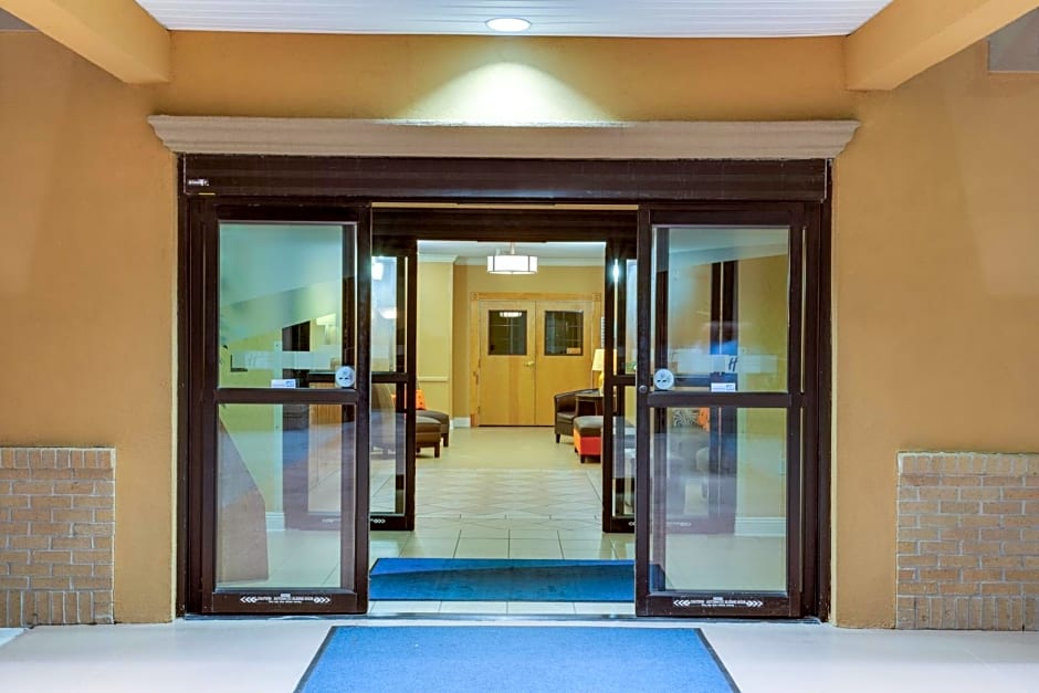 Holiday Inn Express Harvey-Marrero, an IHG Hotel