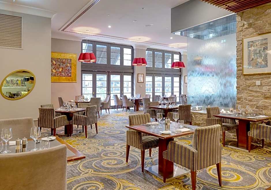 Duxton Hotel