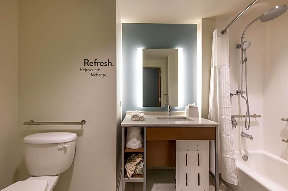 EVEN Hotel Atlanta - Cobb Galleria, by IHG