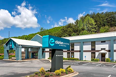 Clarion Pointe Cherokee