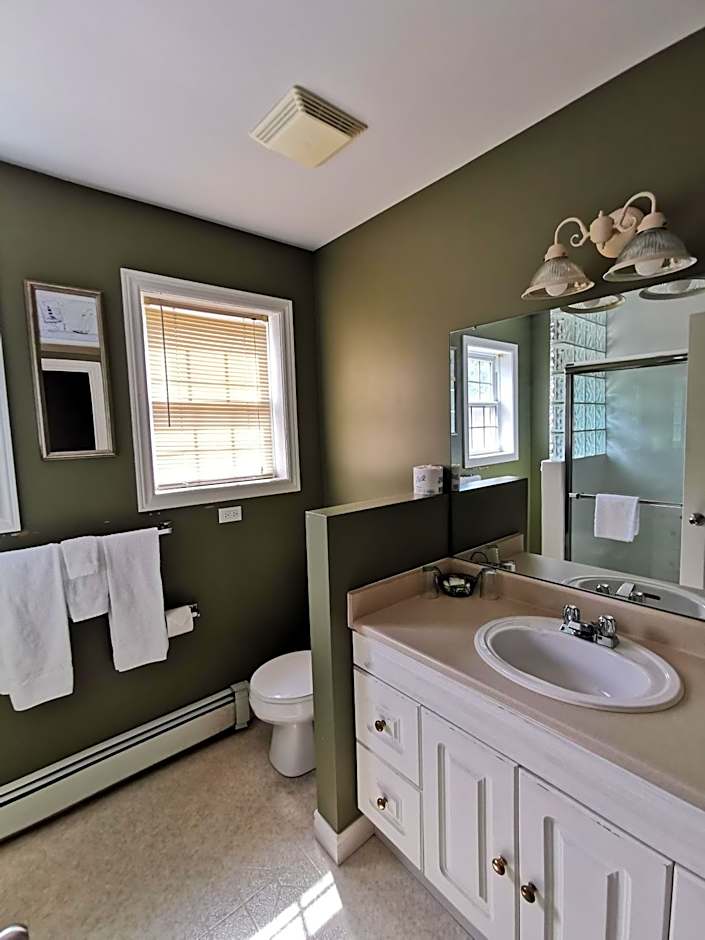 Inn on the Harbour and Telegraph House