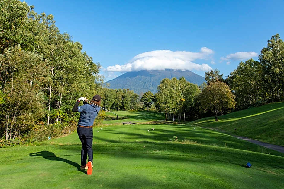 Hinode Hills Niseko Village