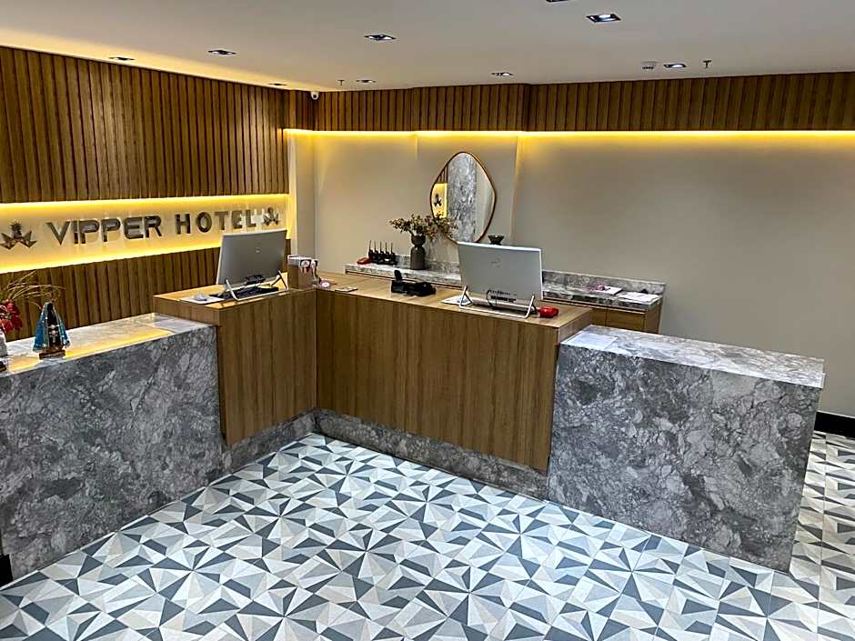 VIPPER Hotel