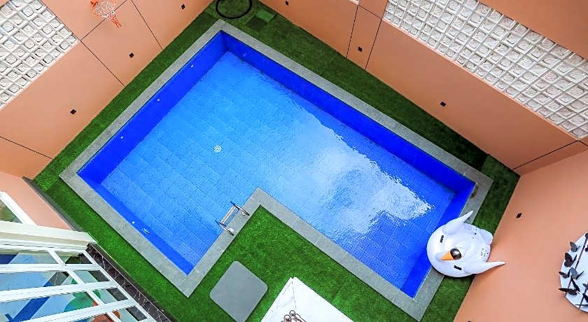 The Horizontal Hotel Pacitan