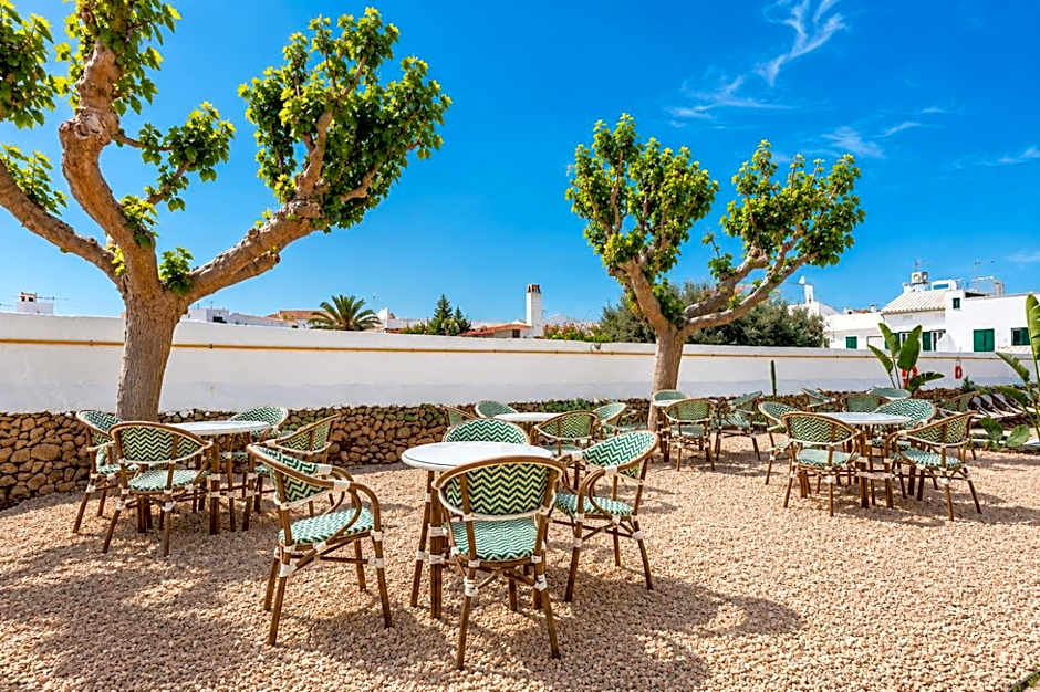 Hotel S'Algaret