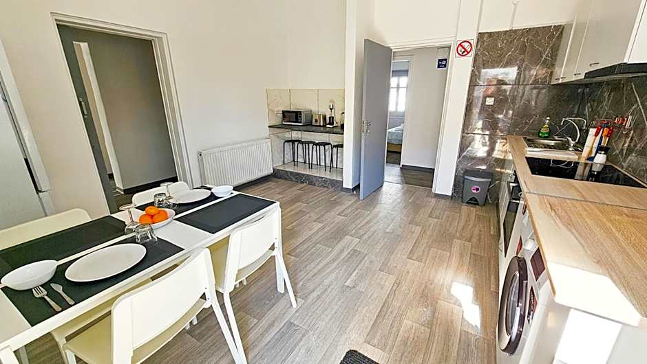 The Lemon Tree Hostel