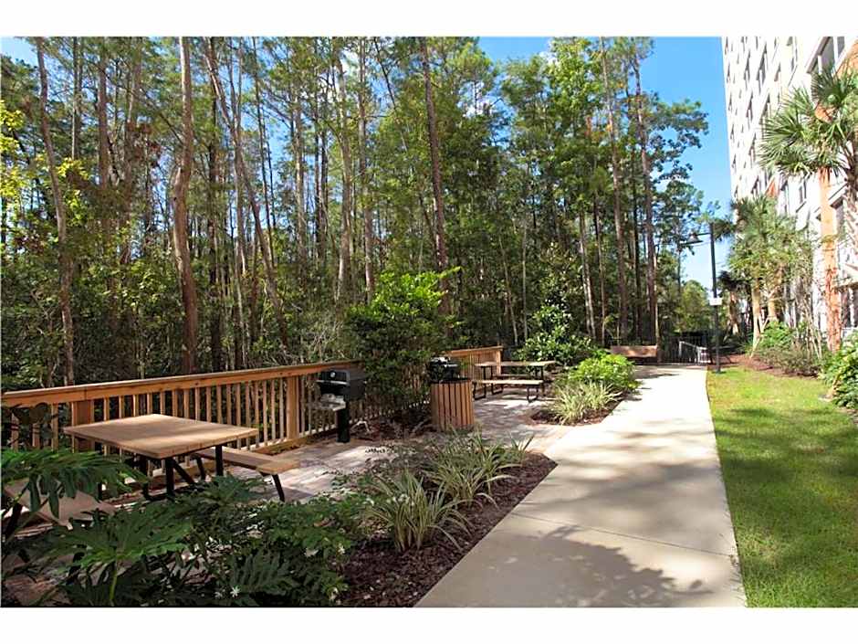 Holiday Homes 1 Room 2 Bed 1 Bathroom 4 Occupants