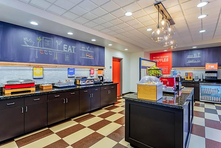 Hampton Inn By Hilton & Suites Parkersburg Downtown