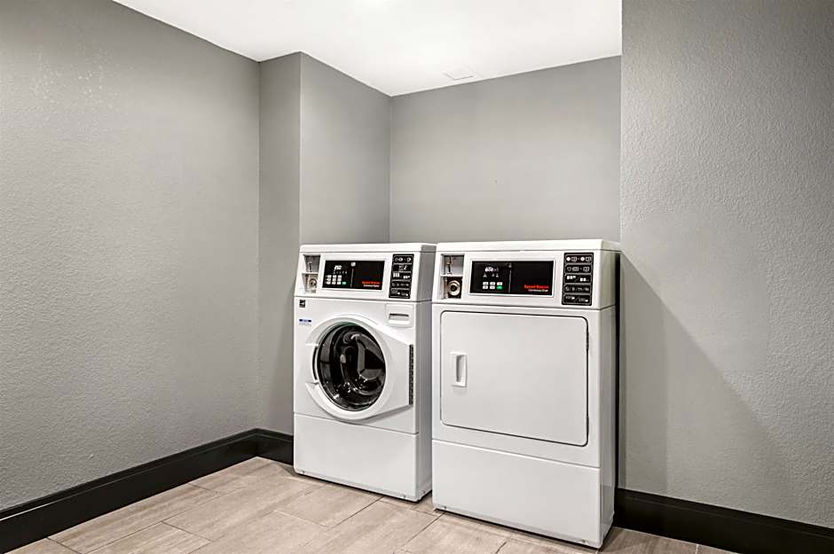 Best Western Plus Indianapolis NW Hotel