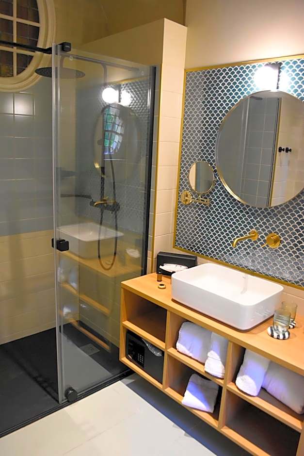 DOMITYS - Le château de la Pilule