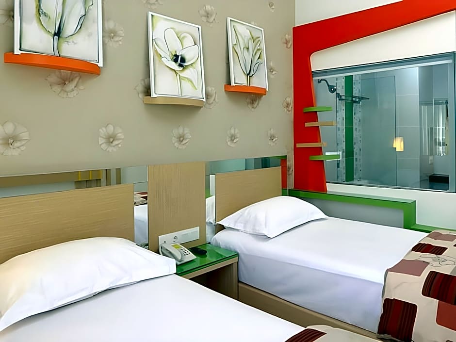 Dewarna Hotels Sutoyo