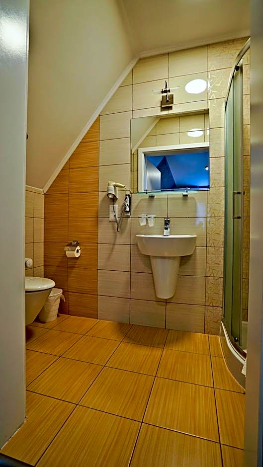 Hotel Made in Napoli by Siervo Międzybórz