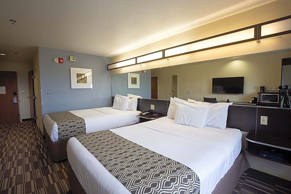 Microtel Inn & Suites By Wyndham Waynesburg