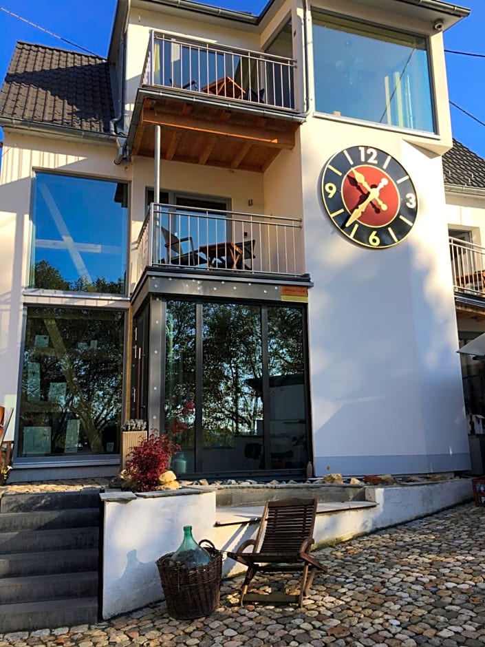 Schmuckkästle am Hafen