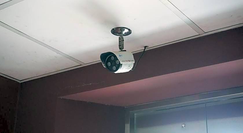 Bangkok Travel Suites Hotel