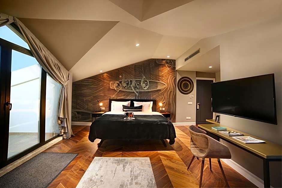 39 Kalamış Marina Hotel & Restaurant