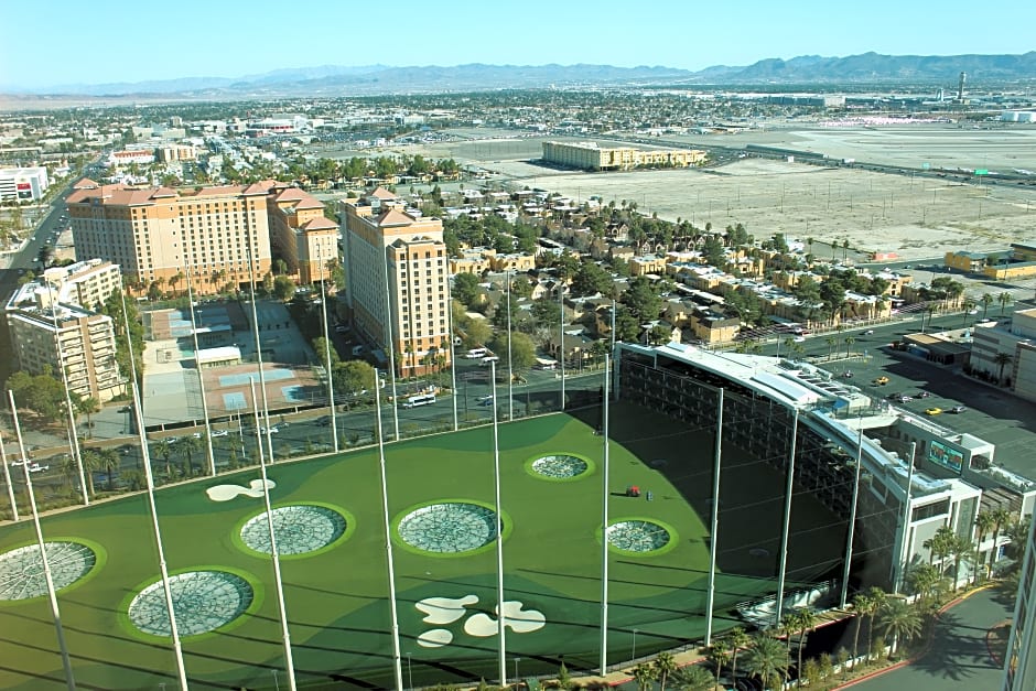 Luxury Suites Int'l at The Signature