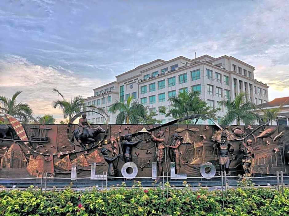 RedDoorz @ Benelio Suites Pavia Iloilo