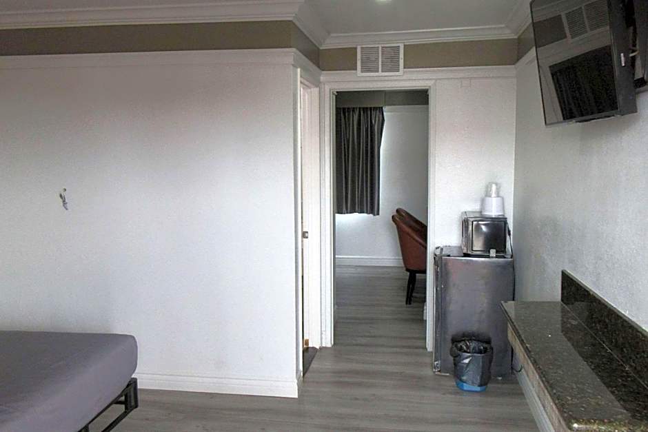 Rodeway Inn Commerce - Los Angeles