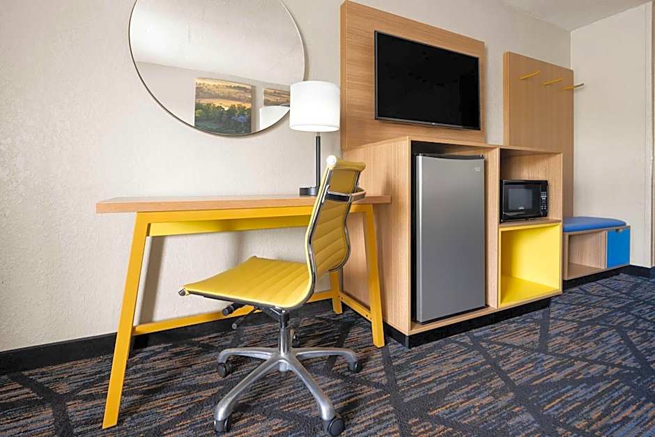 Days Inn by Wyndham Augusta Wheeler Road