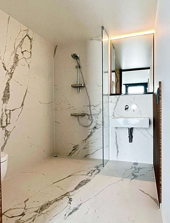 TIN INN Montabaur l einfach gut - Nachhaltiges Hotel aus Überseecontainern