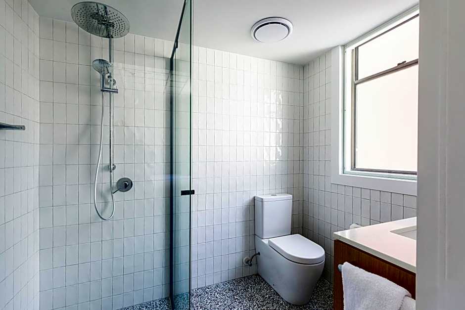 Royal Exhibition Hotel