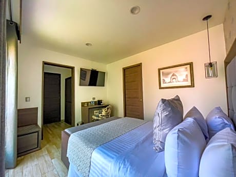 Deluxe Double Room with Balcony