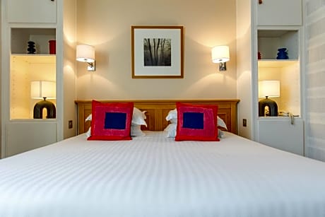 Superior Double Room with Garden View