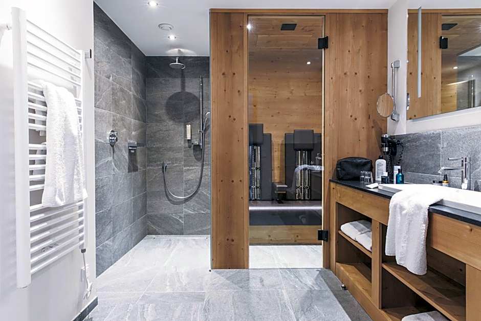 PUR Suites & Chalets