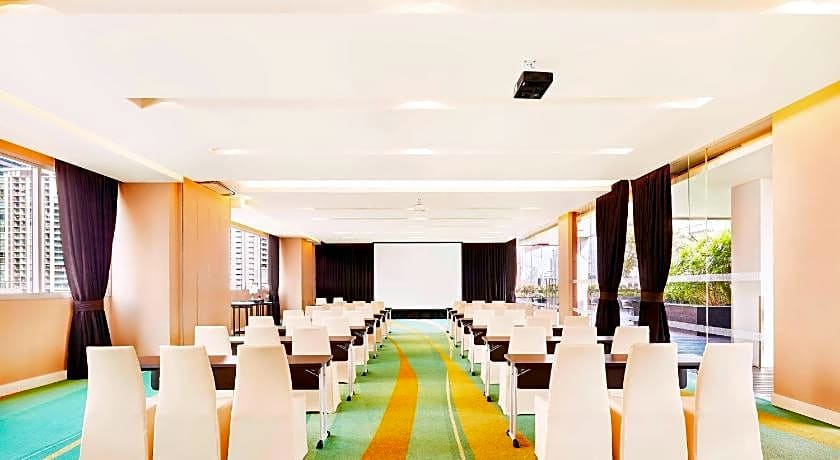 Four Points by Sheraton Bangkok, Sukhumvit 15