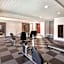 Red Roof Inn & Suites Lexington - Hamburg