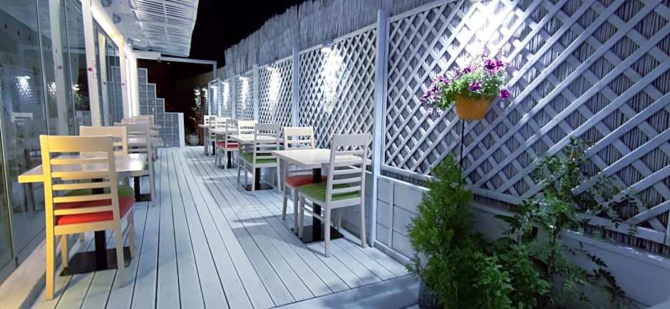 Thalia deco City & Beach Hotel