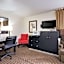 Econo Lodge Inn & Suites