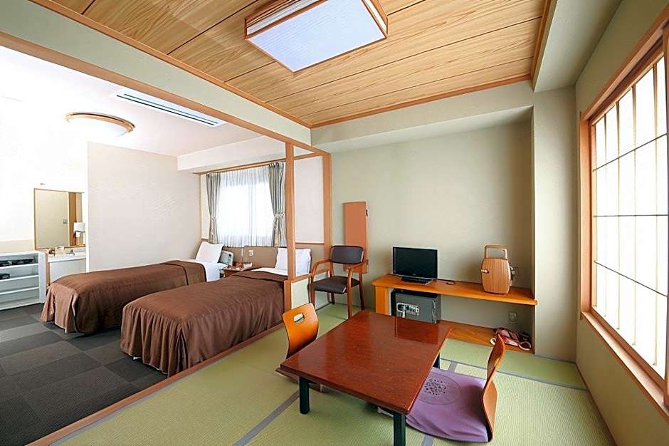 Ryokan Hakura