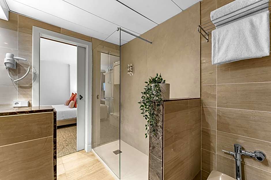 Acacia Suite