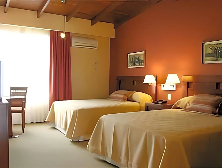 Howard Johnson Inn Rosario de la Frontera